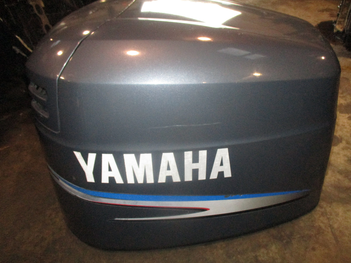 Yamaha 150hp 2 stroke outboard top cowling