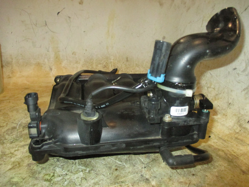 Mercury 50hp 4 stroke outboard intake manifold with throttle body (877829T)