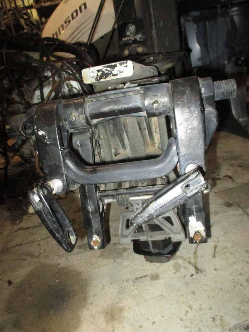 Mercury 25hp 2 stroke outboard 15 inch midsection