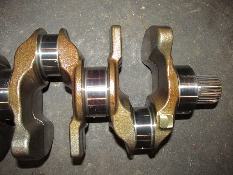 Suzuki DF175 175hp 4 Stroke Outboard Crankshaft (12221-96J10)
