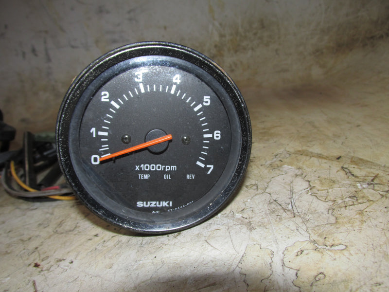 Suzuki DF50 50hp Outboard Tachometer w/ Monitor Gauge