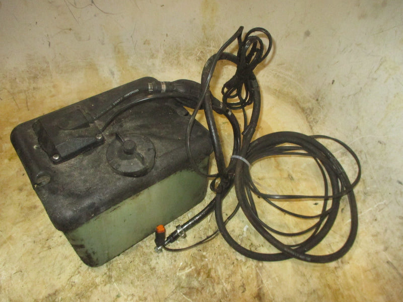 Johnson 115hp 2 Stroke Outboard BRP oil tank