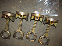 Load image into Gallery viewer, Suzuki DF175 175hp 4 Stroke Outboard Piston and Rod Set of 4 (12111-96J01)
