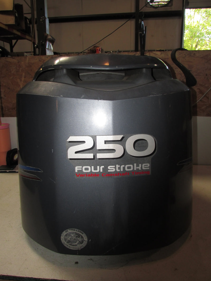 Yamaha 250hp 3.3L 4 Stroke Outboard Top Cowling