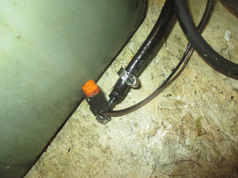 Johnson 115hp 2 Stroke Outboard BRP oil tank