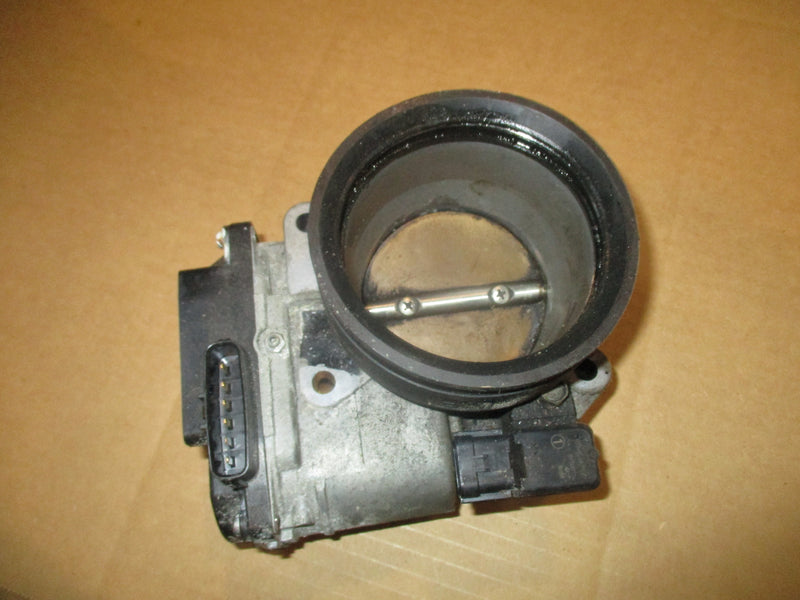 Yamaha 300hp 4 stroke outboard throttle body (6CB-13751-00-00)