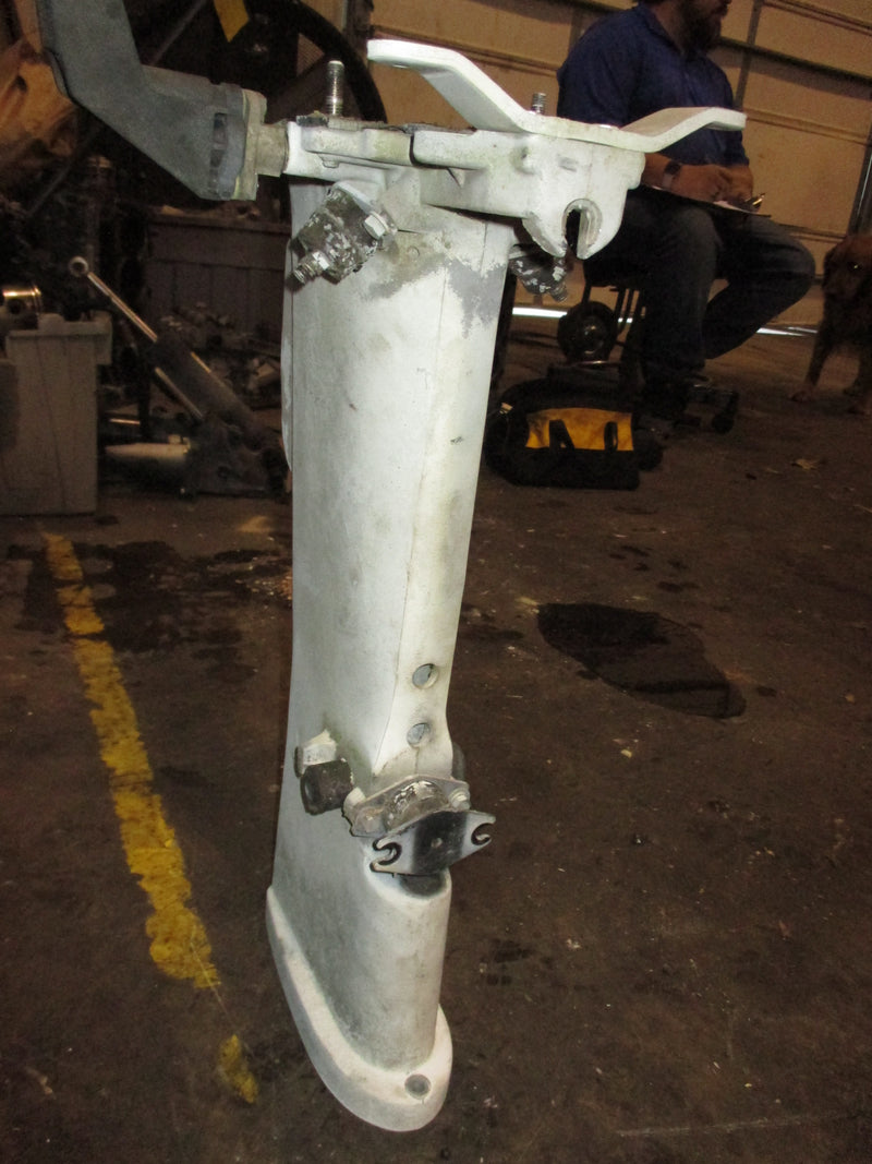 Johnson 25hp 2 stroke outboard long shaft upper casing