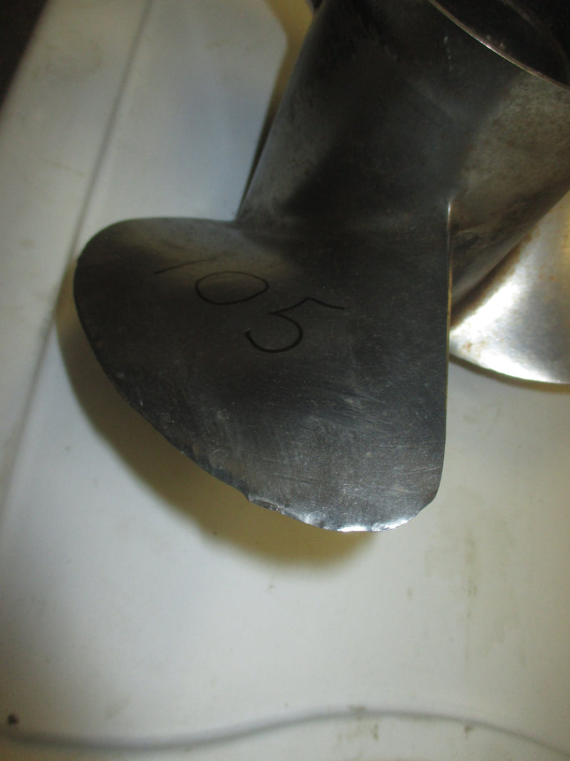 Yamaha 75hp - 115hp outboard stainless propeller 13x17-K K hub
