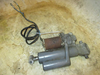 Load image into Gallery viewer, Suzuki DF40 40hp outboard Tilt Trim Unit
