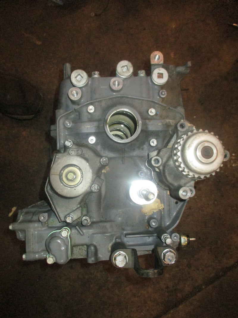 Honda BF115A 115hp 4 stroke outboard crankcase block