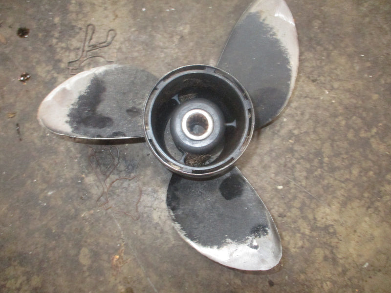 Evinrude 115hp outboard painted steel prop