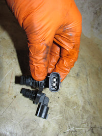 Load image into Gallery viewer, Suzuki DF175 175hp 4 Stroke Outboard Cam Position Sensor Set (33220-64L10)
