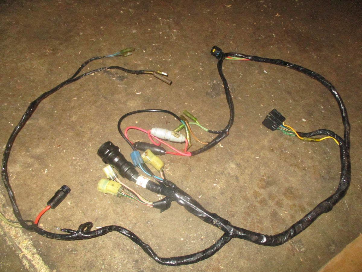 Yamaha 150hp 2 stroke outboard Engine Wiring Harness 64D-82590-10