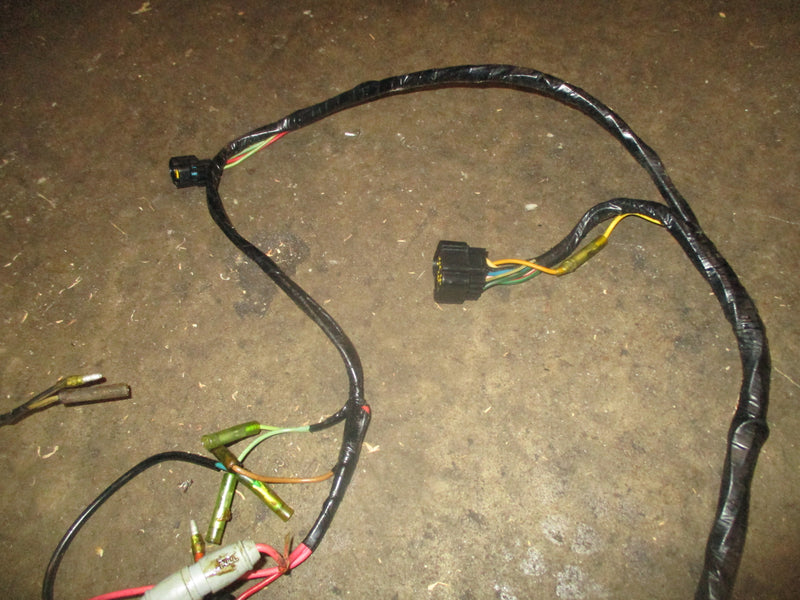 Yamaha 150hp 2 stroke outboard Engine Wiring Harness 64D-82590-10