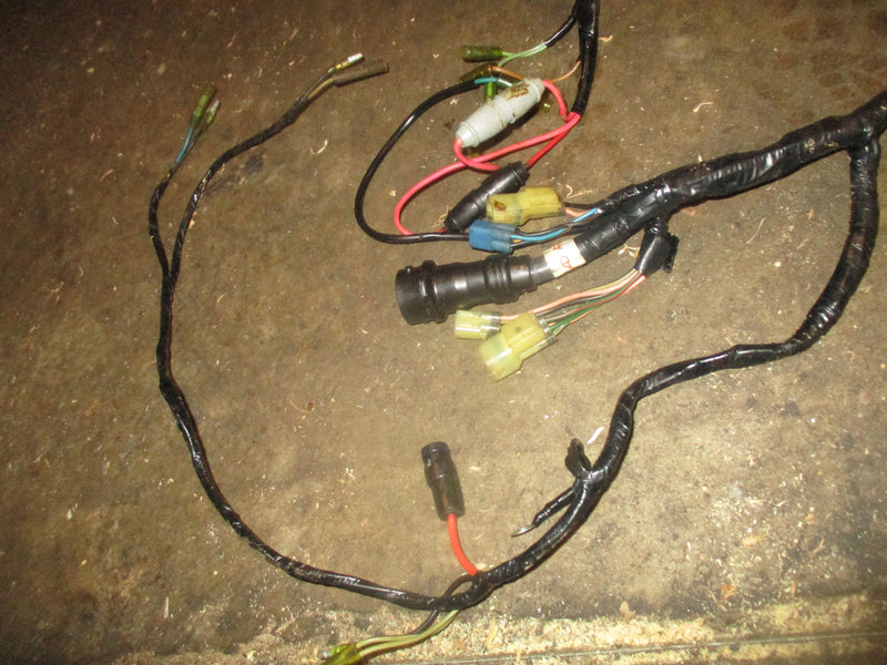 Yamaha 150hp 2 stroke outboard Engine Wiring Harness 64D-82590-10