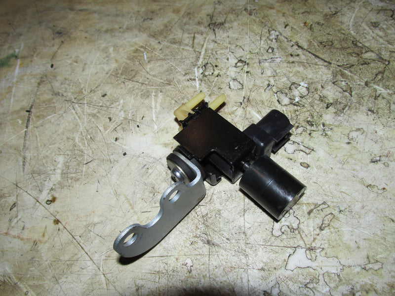 Suzuki DF175 175hp 4 Stroke Outboard Vacuum Switching Valve (18117-93J00)