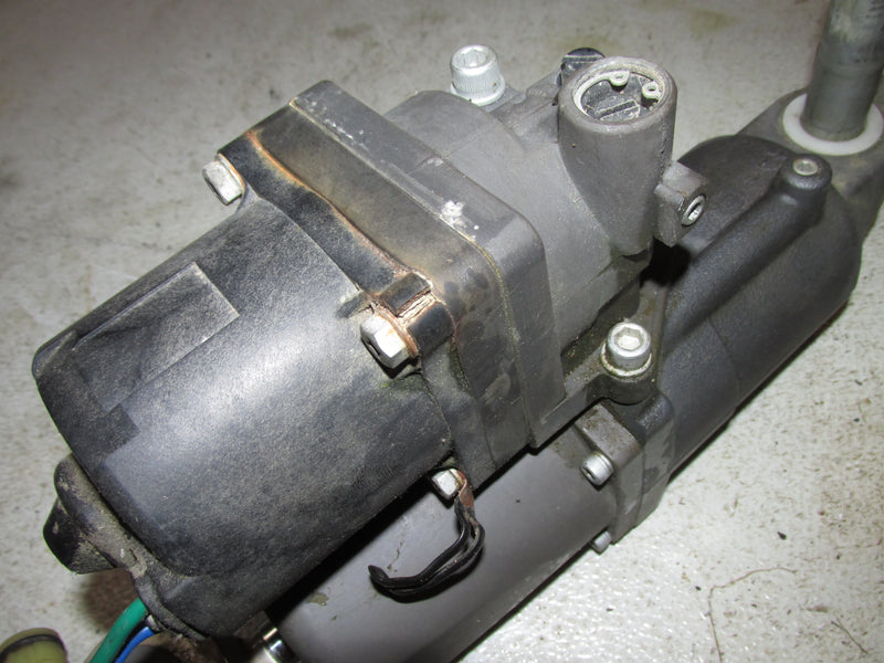 Suzuki DF115 115hp Outboard Tilt Trim Unit
