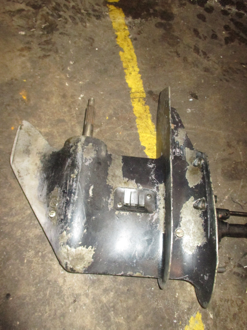 Evinrude 25hp 2 stroke outboard short shaft lower unit