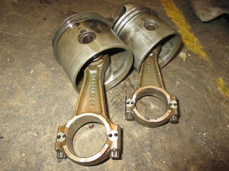 Evinrude 25hp 2 stroke outboard piston and rod set (394480)