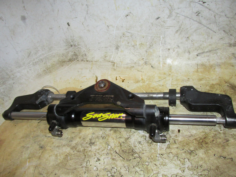 Outboard Seastar Hydraulic Cylinder