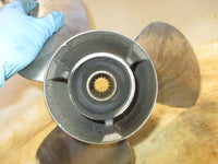 Load image into Gallery viewer, Johnson 150hp ocean runner outboard viper stainless propeller 176627 (14.3/4x19)
