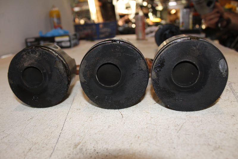 Mercury Optimax 150hp 2 Stroke Outboard Port Piston & Rod Set of 3 (859562T17)