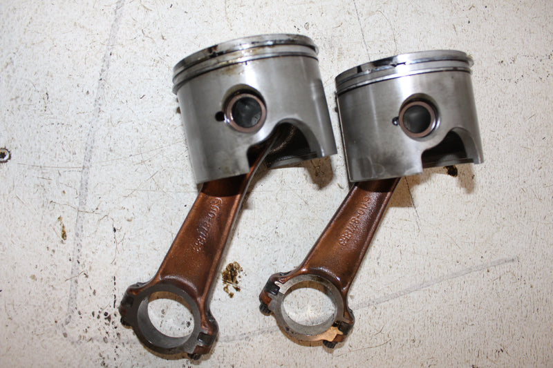 Mercury Optimax 150hp 2 Stroke Outboard Starboard Piston and Rod Set of 2