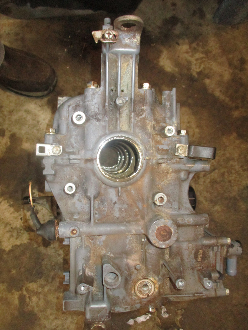 Yamaha 115hp 4 stroke outboard crankcase block
