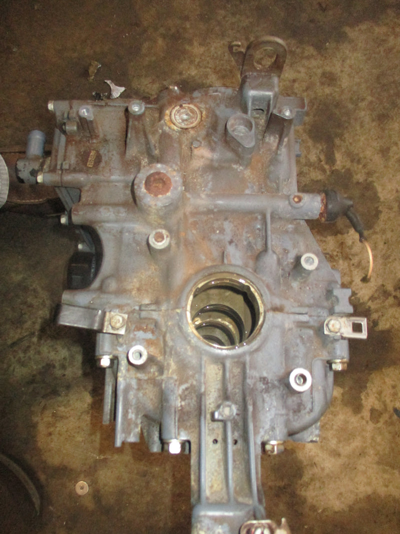Yamaha 115hp 4 stroke outboard crankcase block