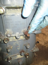 Load image into Gallery viewer, Yamaha 115hp 4 stroke outboard crankcase block
