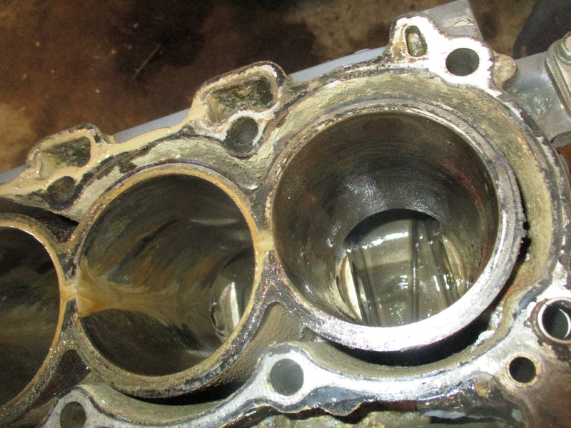 Yamaha 115hp 4 stroke outboard crankcase block