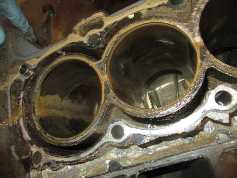 Yamaha 115hp 4 stroke outboard crankcase block