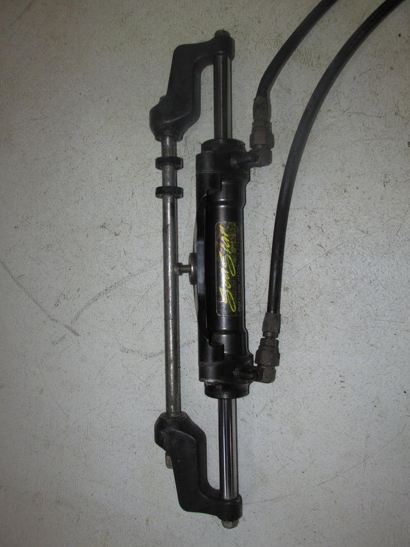 Yamaha 250hp 3.3L 4 Stroke Outboard Seastar Hydraulic Steering Cylinder (HC5345)