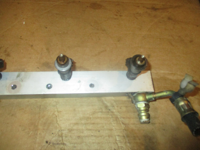 Honda BF115A 115hp 4 stroke outboard fuel rail and injector set (16406-ZW5-000)