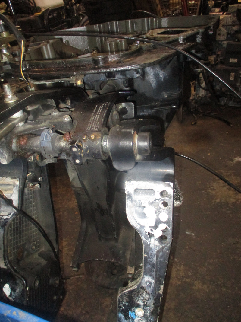 Suzuki DF250 250hp 4 stroke outboard 25" mid section