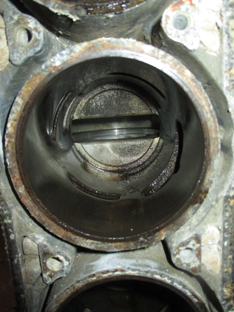 Yamaha 200hp OX66 2 stroke outboard crankcase block 64E-00