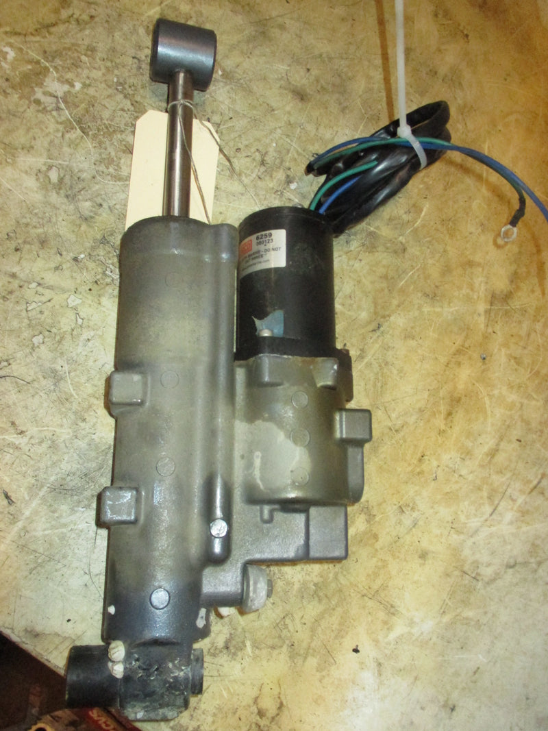 Yamaha 50hp 4 Stroke outboard Tilt Trim Unit (62Y-00)