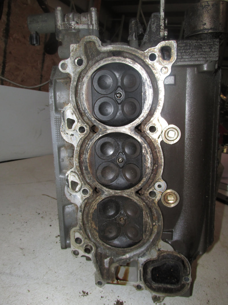 Yamaha 250hp 3.3L 4 Stroke Outboard Starboard Cylinder Head