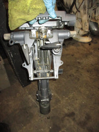 Load image into Gallery viewer, Yamaha 9.9hp 4 stroke outboard midsection
