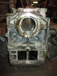 Load image into Gallery viewer, Yamaha 200hp OX66 2 stroke outboard crankcase block 64E-00
