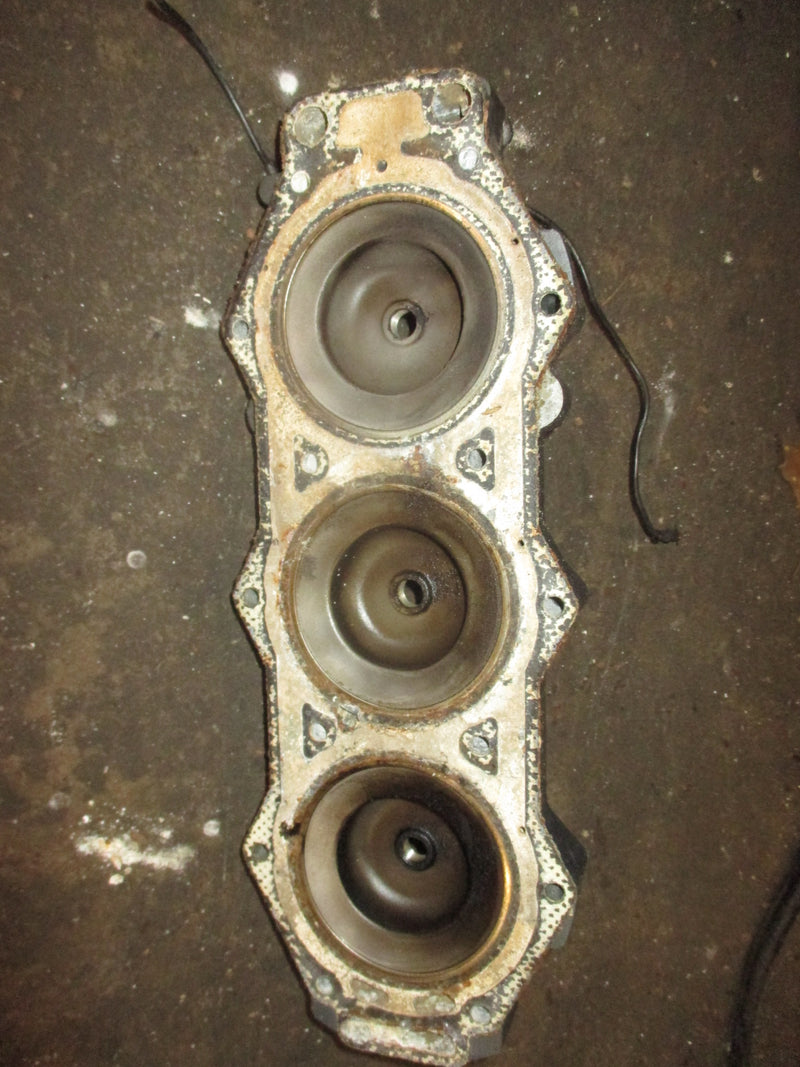 Yamaha 200hp OX66 2 stroke outboard cylinder head 6G5-04