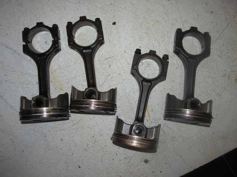 Yamaha 250hp 3.3L 4 Stroke Outboard Port Piston and Rod Set of 4 (6P2-01)