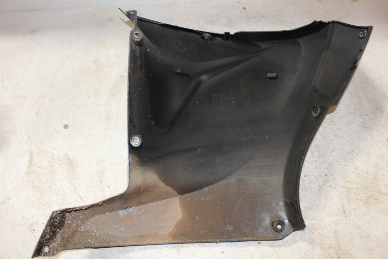 Yamaha 300hp 4.2L 4 Stroke Outboard Midsection Cover Set (6KF-42741-00)