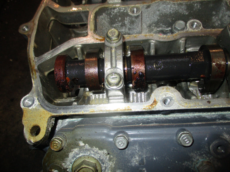 Yamaha 225hp 4 stroke outboard port cylinder head (69J-01)