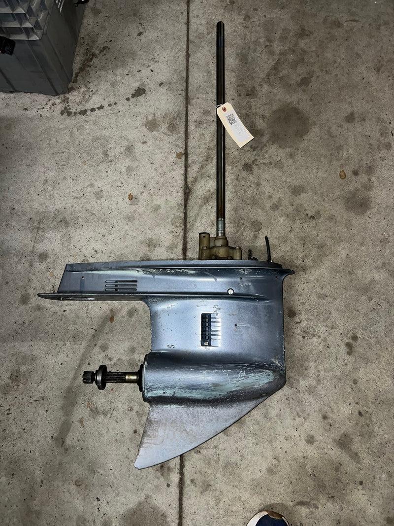 Yamaha 130hp 2 stroke outboard 25 inch shaft lower unit