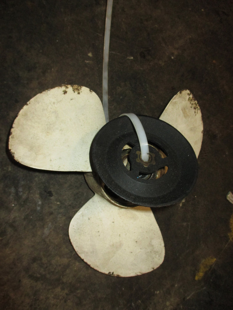 Yamaha 9.9hp 4 stroke outboard Aluminum propellor (11 3/4x9 1/4)