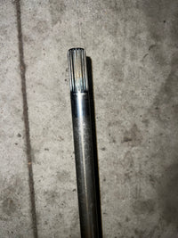 Load image into Gallery viewer, Yamaha 130hp 2 stroke outboard 25 inch shaft lower unit
