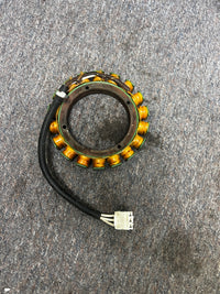 Load image into Gallery viewer, 2002 Suzuki outboard DF90 4 stroke Stator 32120-90J10
