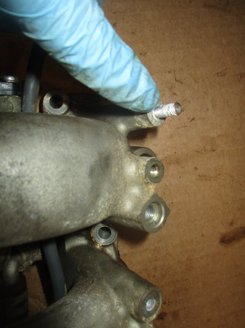 Yamaha 115hp 4 stroke outboard intake manifold/ throttle body