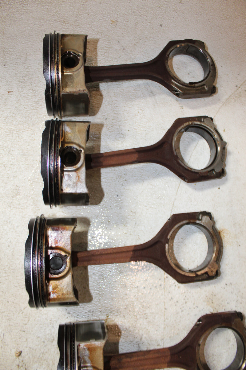 Yamaha 300hp 4.2L 4 Stroke Outboard Piston and Rod Set of 6 (6CB-00)